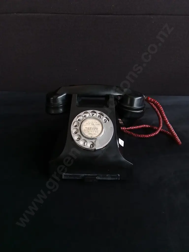 VINTAGE DESK TELEPHONE Image 1++