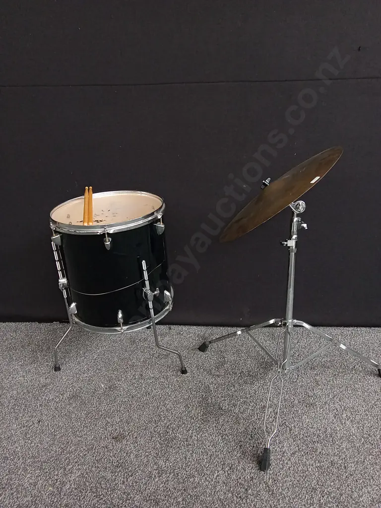 BLACK FLOOR TOM DRUM Image 1++