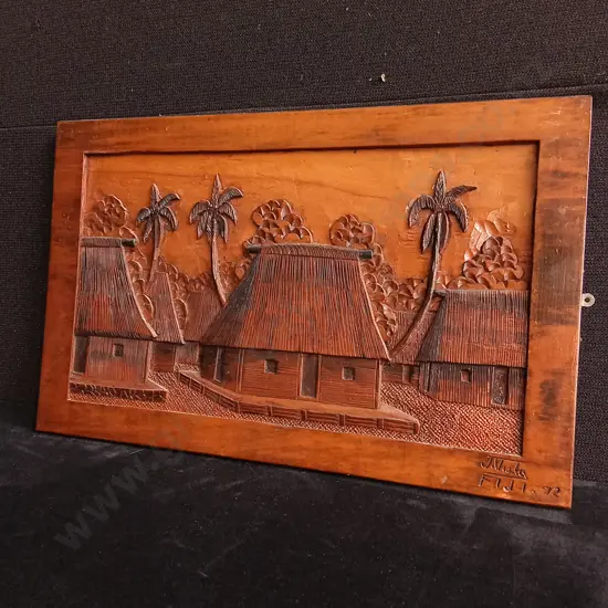 FIJIAN CARVED WOODEN WALL PLAQUE