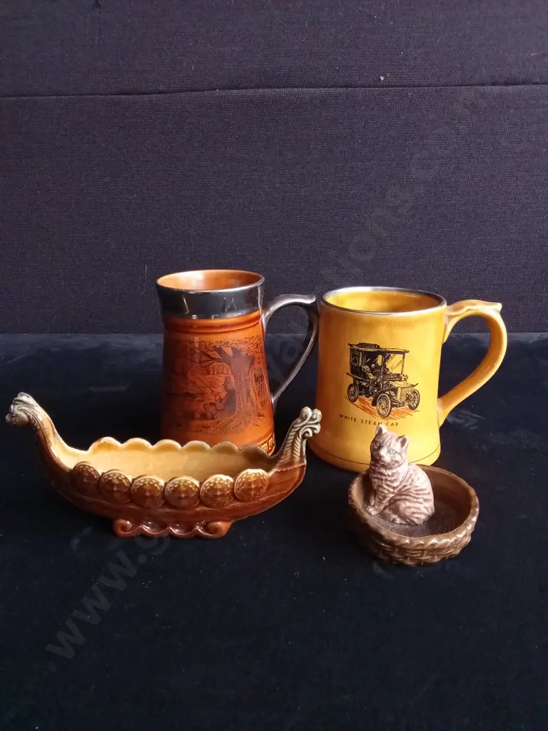 4 PIECES VINTAGE CERAMIC ITEMS Image 1++