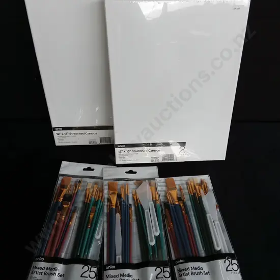 5 PIECES BRAND NEW PAINTBRUSHES AND CANVASES