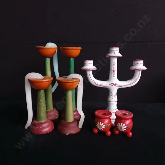 7 PIECES CANDLESTICK HOLDERS