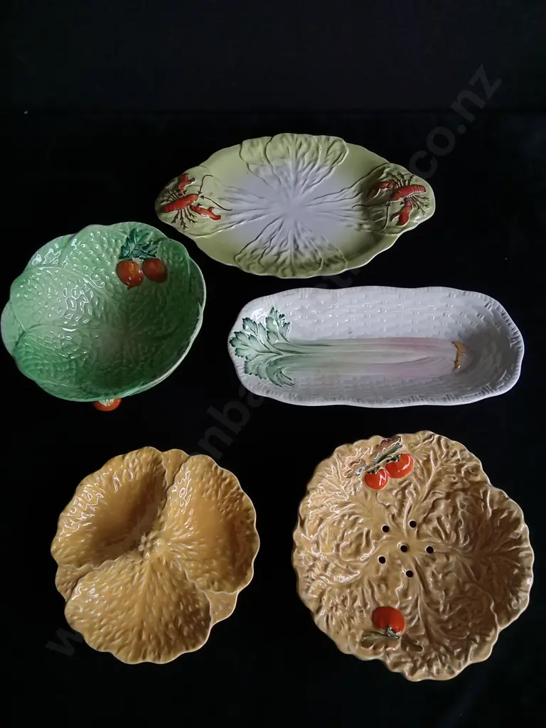 5 PIECES VINTAGE SERVING DISHES Image 1++