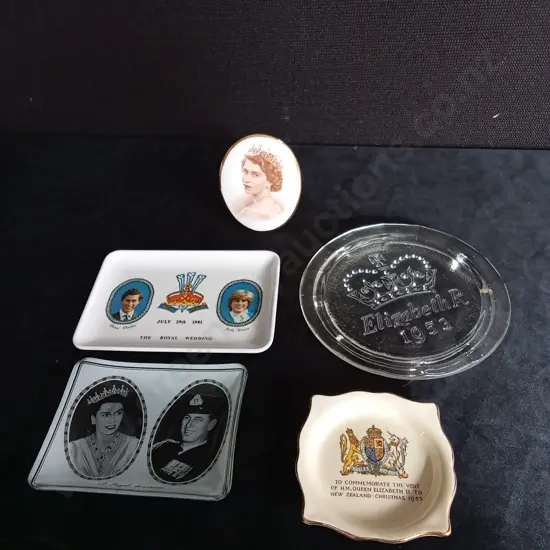 5 PIECES ROYAL FAMILY MEMORABILIA