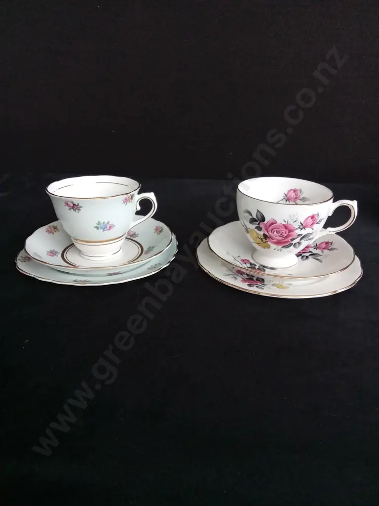3 ROYAL ALBERT 1 ROYAL VALE AND 1 COLCLOUGH CHINA TEA CUP SETS Image 1++
