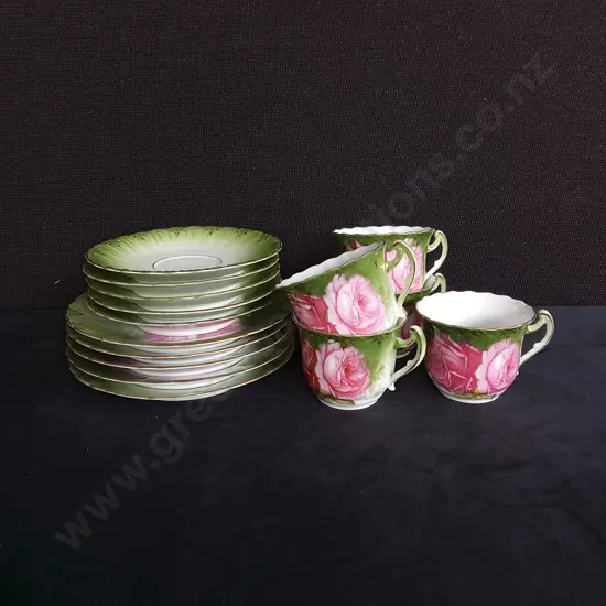 15 PIECE TEA CUP AND SAUCERS SET