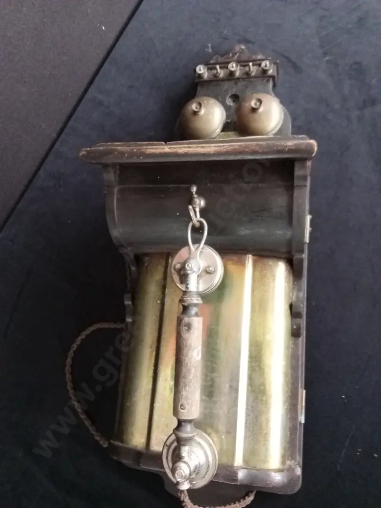 ANTIQUE WALL-MOUNTED TELEPHONE Image 1++