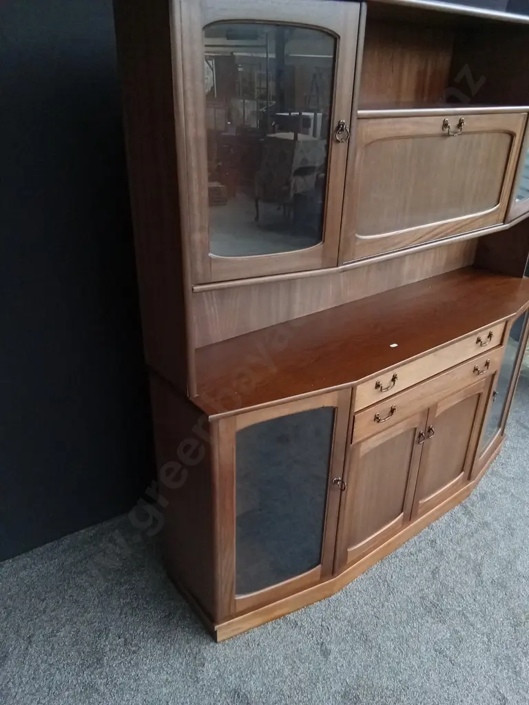 VINTAGE STYLE HUTCH UNIT H 1.8M X 1.7M W Image 1++