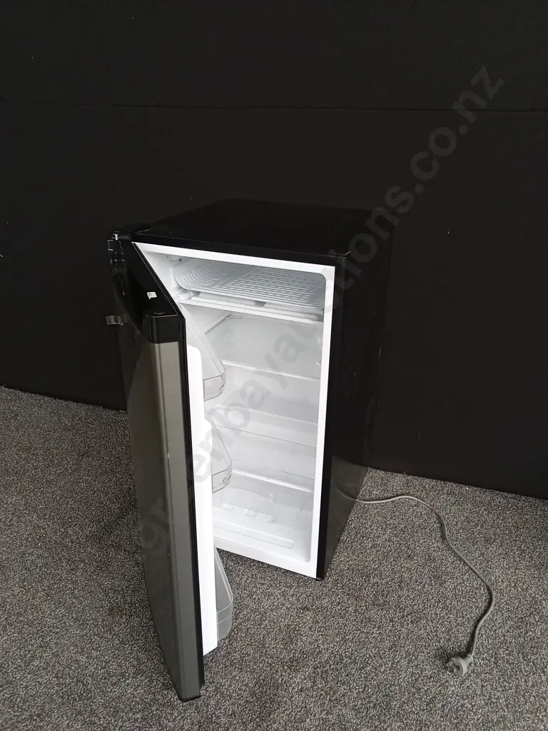 HAIER COMPACT REFRIGERATOR H 83CM X W 49CM X D 49 CM Image 1++
