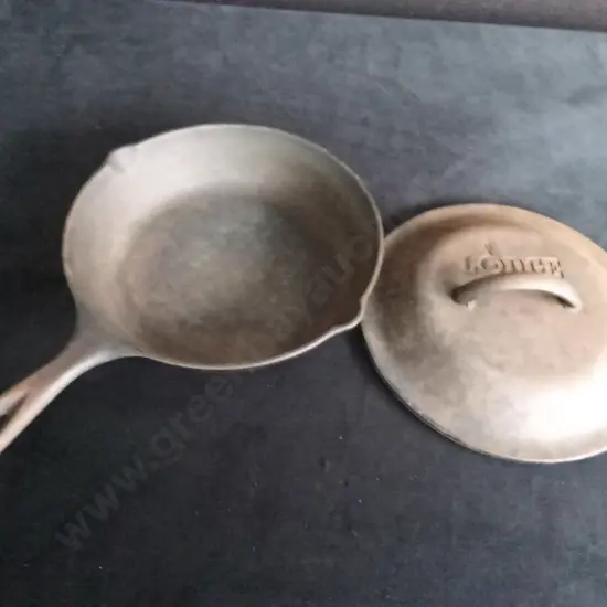 CAST IRON POT WITH LID