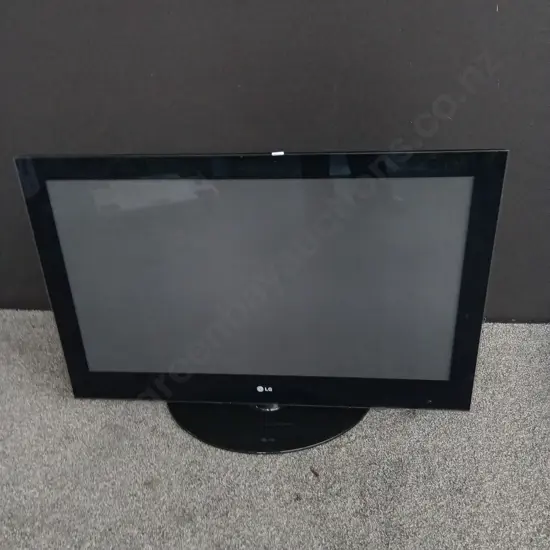 LG TELEVISION 42 INCHES