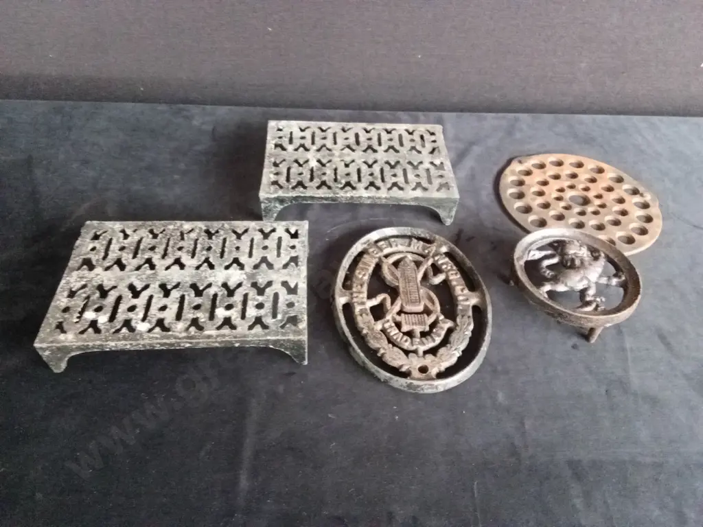 CAST IRON ITEMS Image 1++