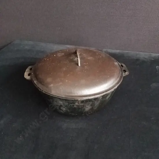 VINTAGE CAST IRON POT AND LID
