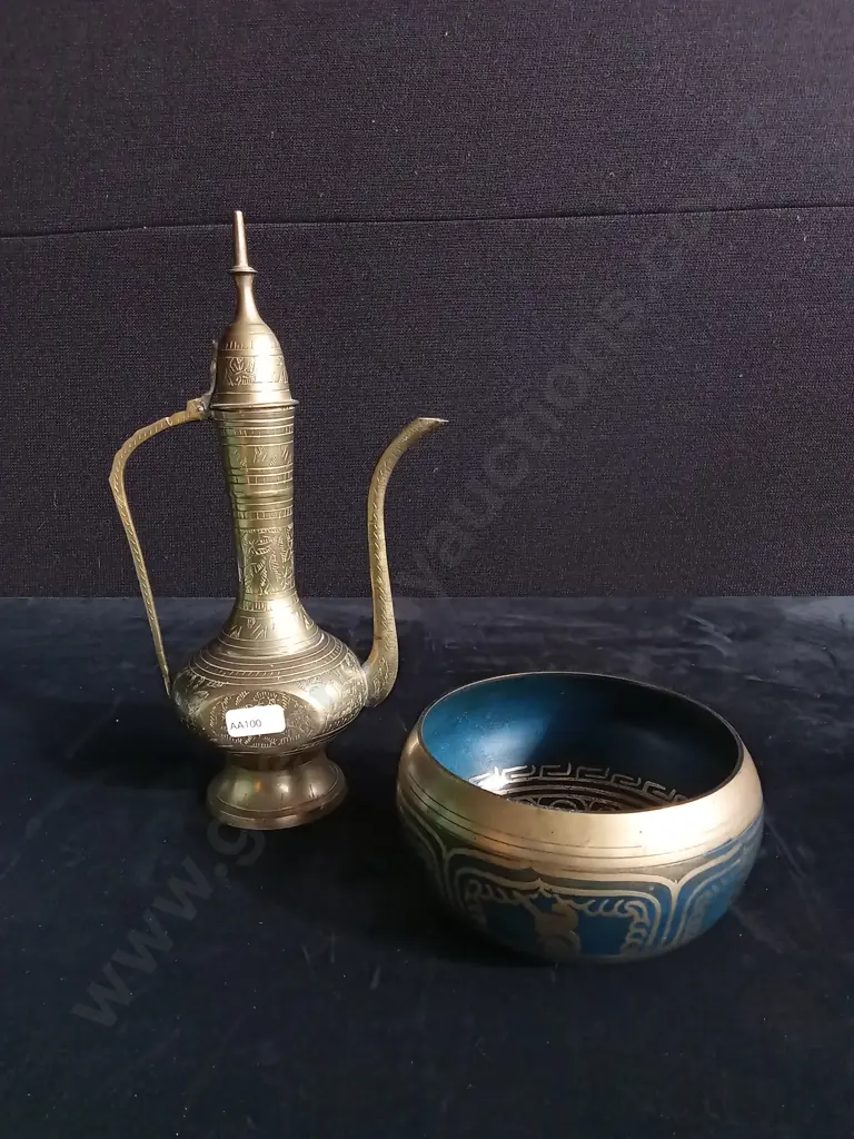 2 PIECES BRASS BOWL AND JUG Image 1++