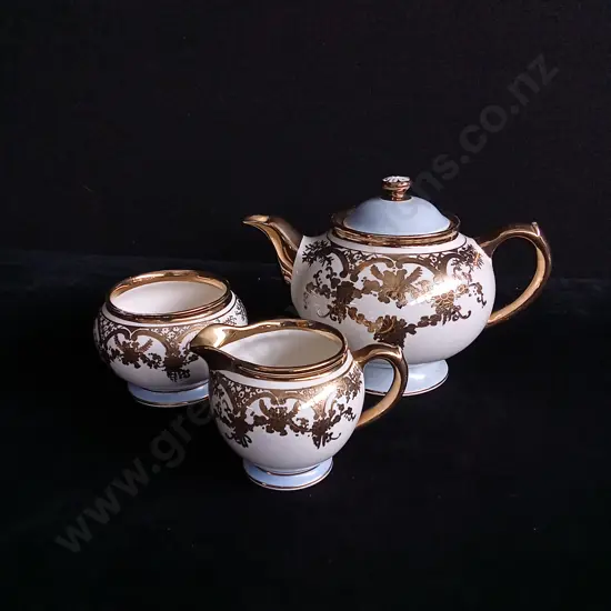 3 PIECES GIBSONS TEA SET