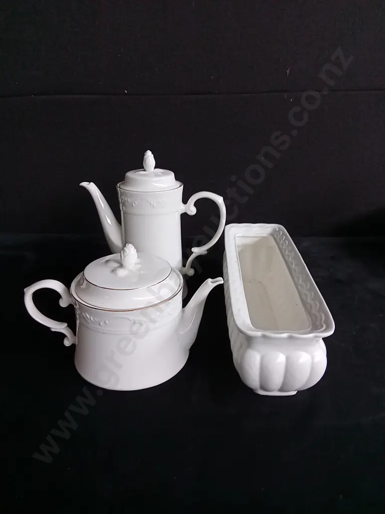 3 PIECES, TEA AND COFFEE POTS AND CERAMIC PLANTER Image 1++
