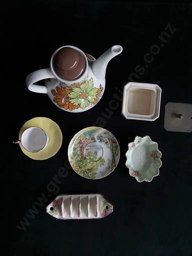 7 PIECES MISCELLANEOUS MIX OF DISHES Image 1++