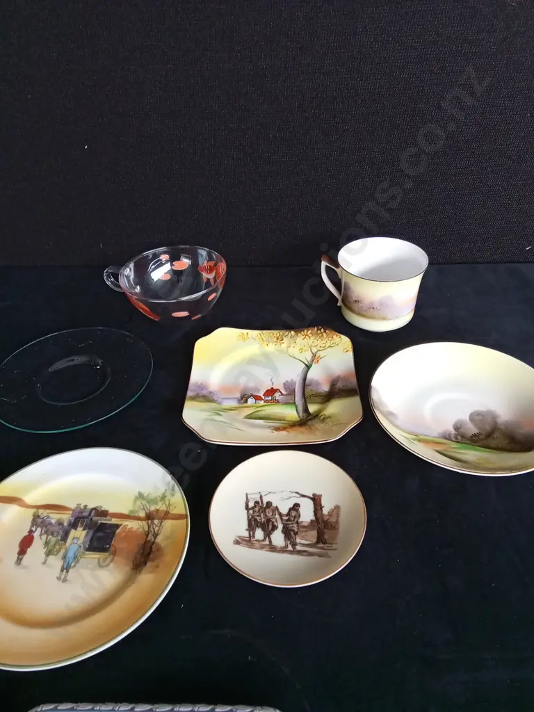9 PIECES DISHWARE MIX Image 1++
