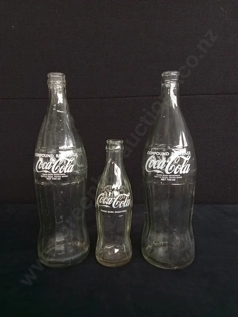 10 GLASS DRINK BOTTLES Image 1++