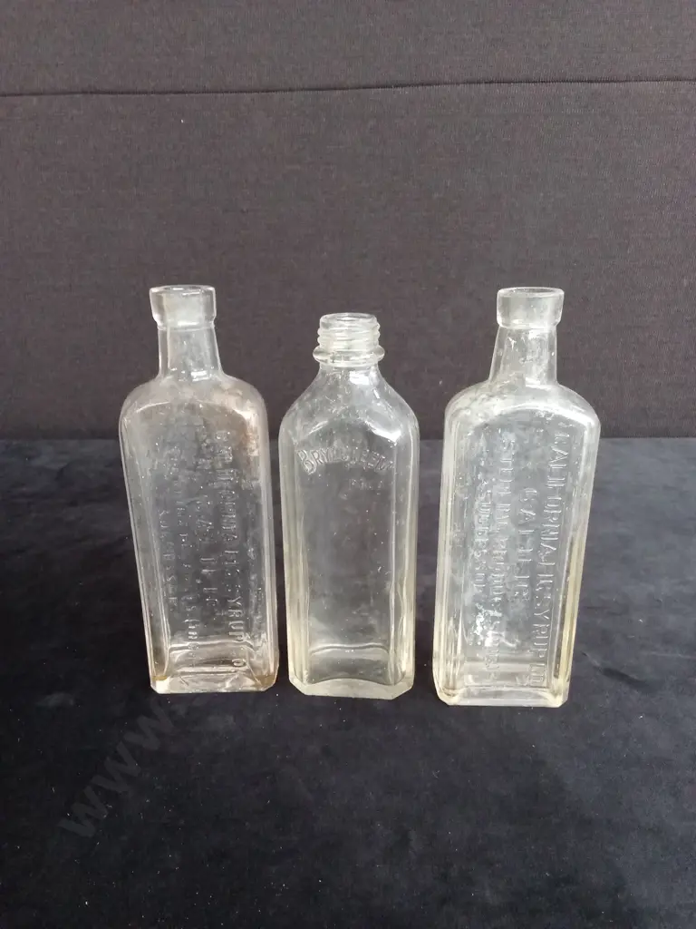10 CLEAR GLASS BOTTLES Image 1++