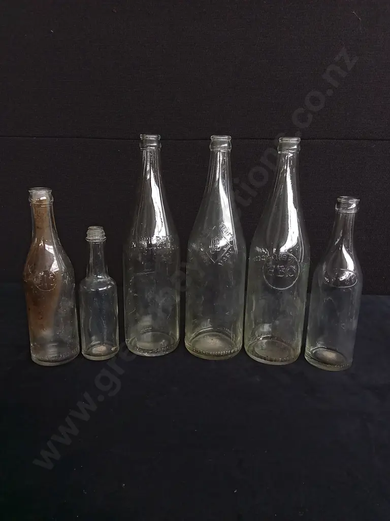 10 CLEAR GLASS BOTTLES Image 1++