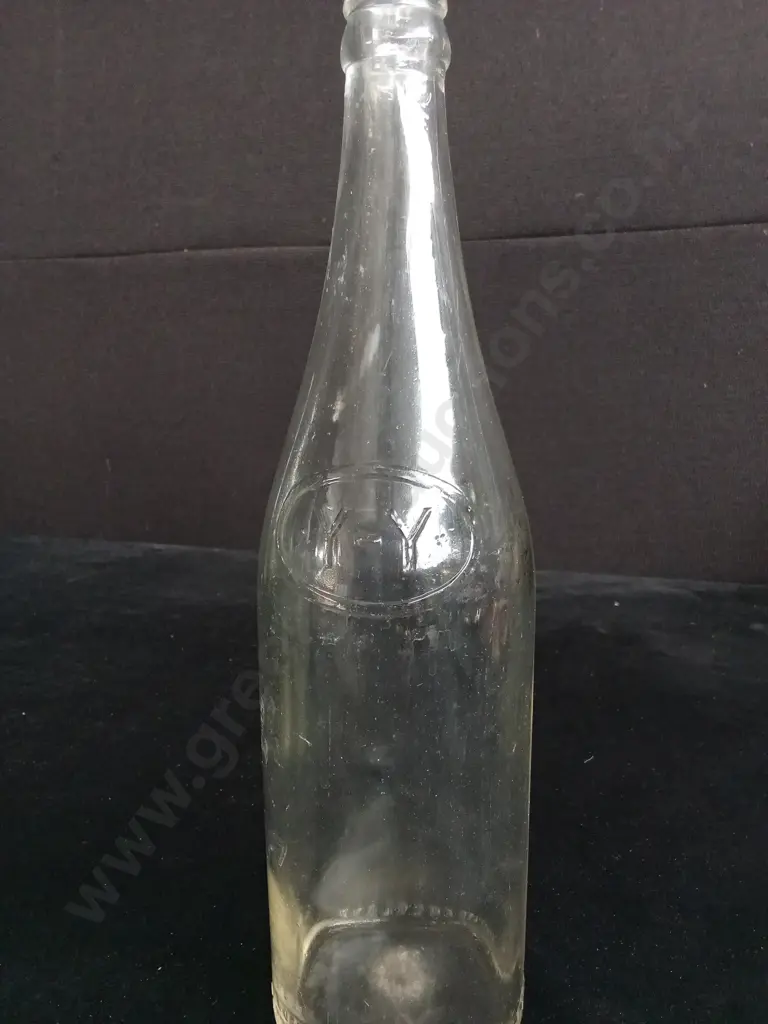 10 PIECES CLEAR GLASS BOTTLES Image 1++