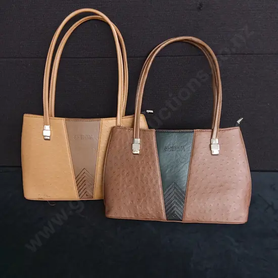 BULK BOX OF BRAND NEW HANDBAGS