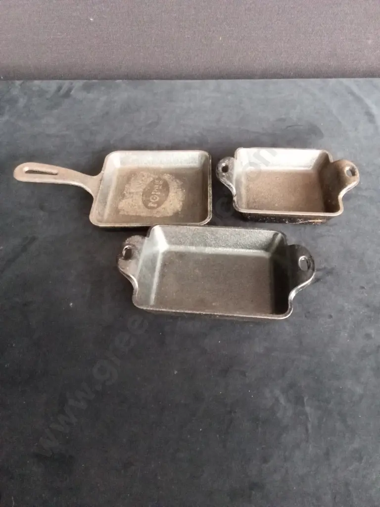 3 CAST IRON PANS Image 1++