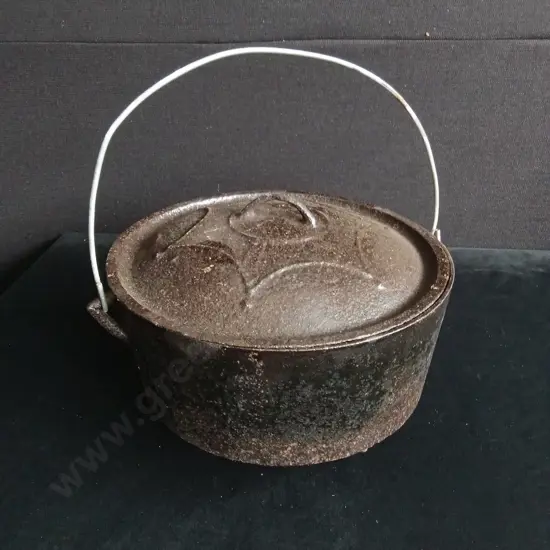 VINTAGE CAST IRON POT AND LID