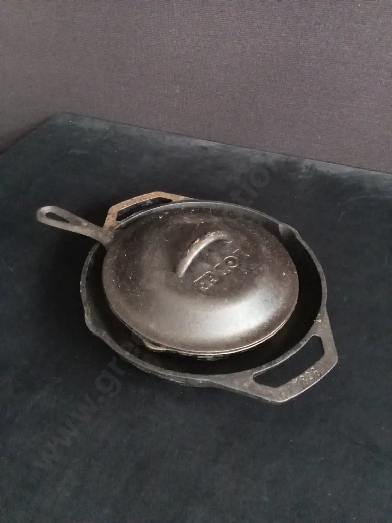 3 PIECES VINTAGE CAST IRON PANS AND LID Image 1++