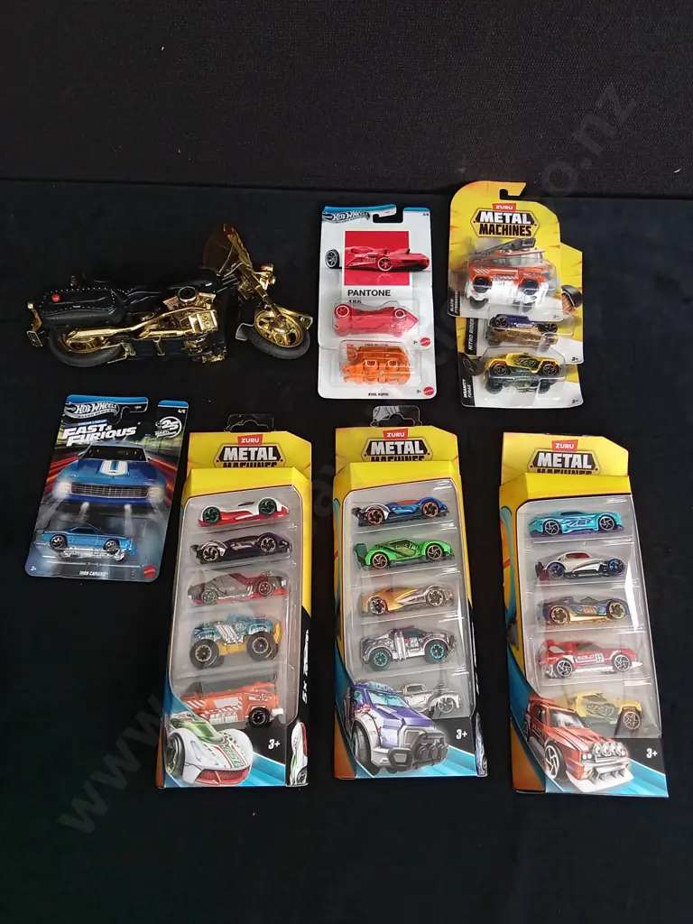 10 PIECES BRAND NEW TOY CARS Image 1++