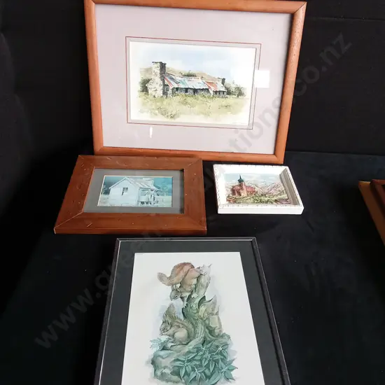 4 PIECES FRAMED ARTWORK