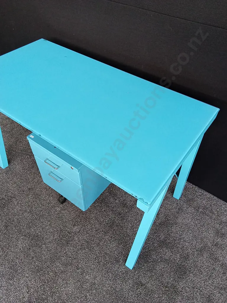 BLUE STUDENT DESK WITH UNDER DRAWER MOBILE  APPROX 1.25M WIDE X 0.65M DEEP X 0.77 HIGH Image 1++