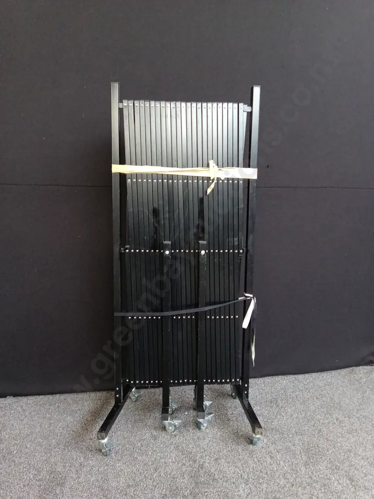 PORTABLE ALUMINIUM SECURITY GATE Image 1++