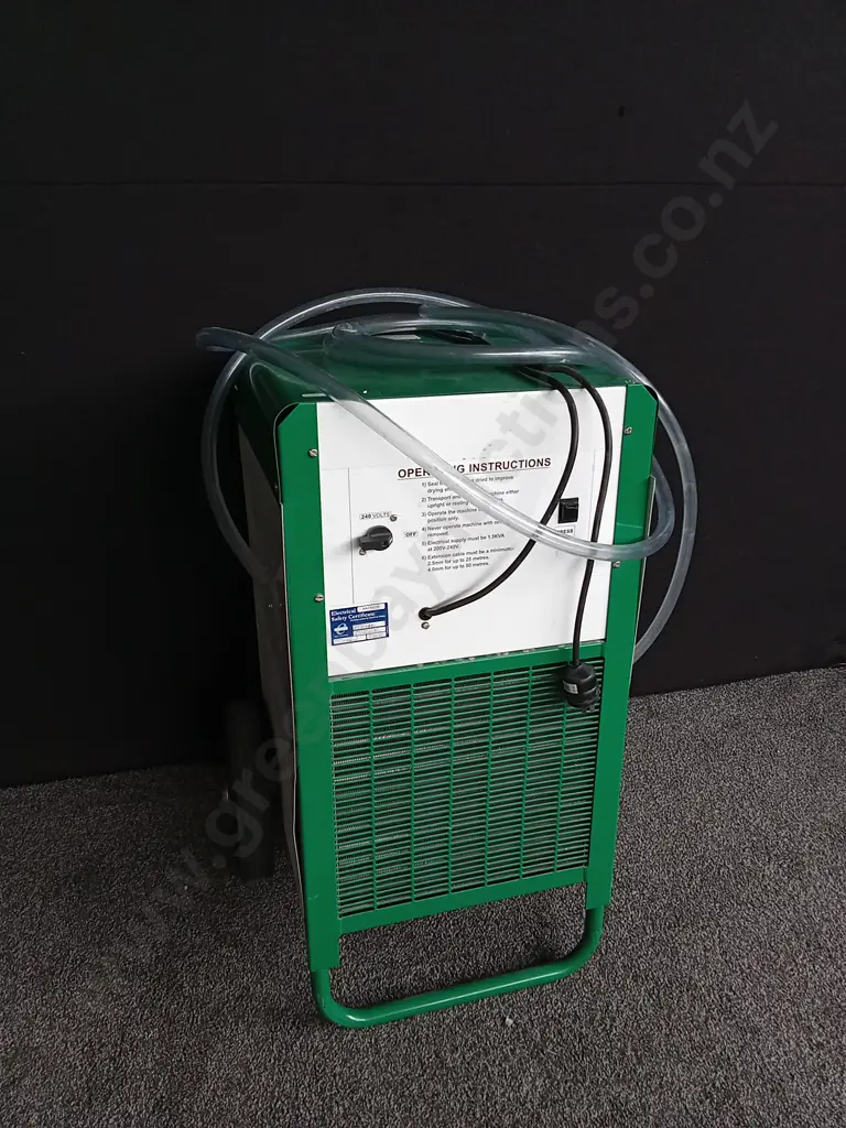 INDUSTRIAL DEHUMIDIFIER Image 1++