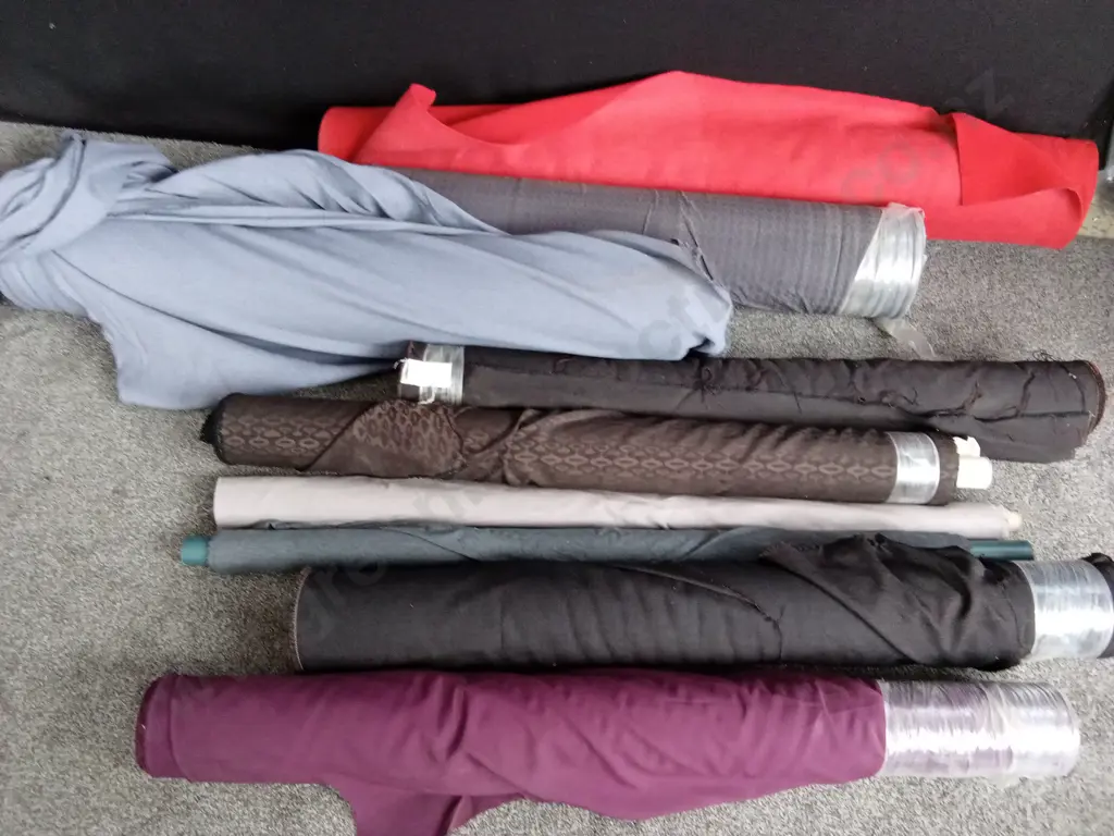 9 ROLLS OF ASSORTED FABRIC Image 1++