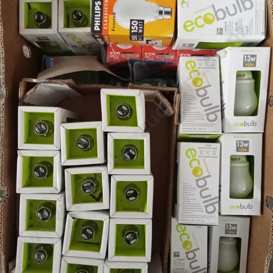BOX OF BRAND NEW LIGHTBULBS