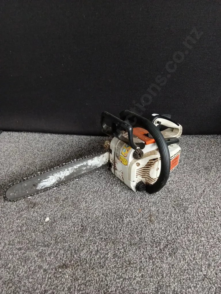 STIHL D09L CHAINSAW Image 1++