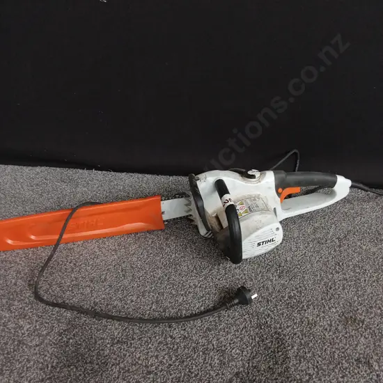 STIHL CHAINSAW AND BLADE COVER