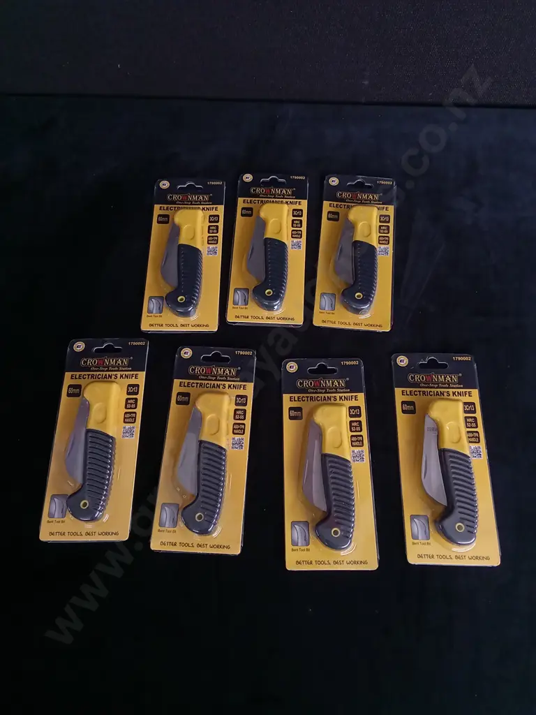 7 PIECES BRAND NEW ELECTRICIANS KNIVES Image 1++