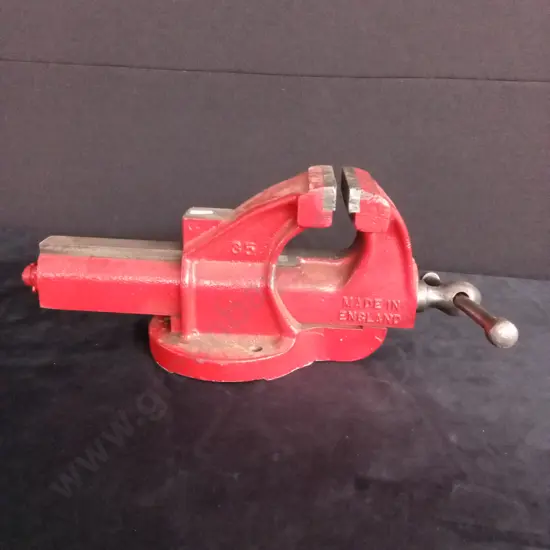 HEAVY-DUTY BENCH VICE