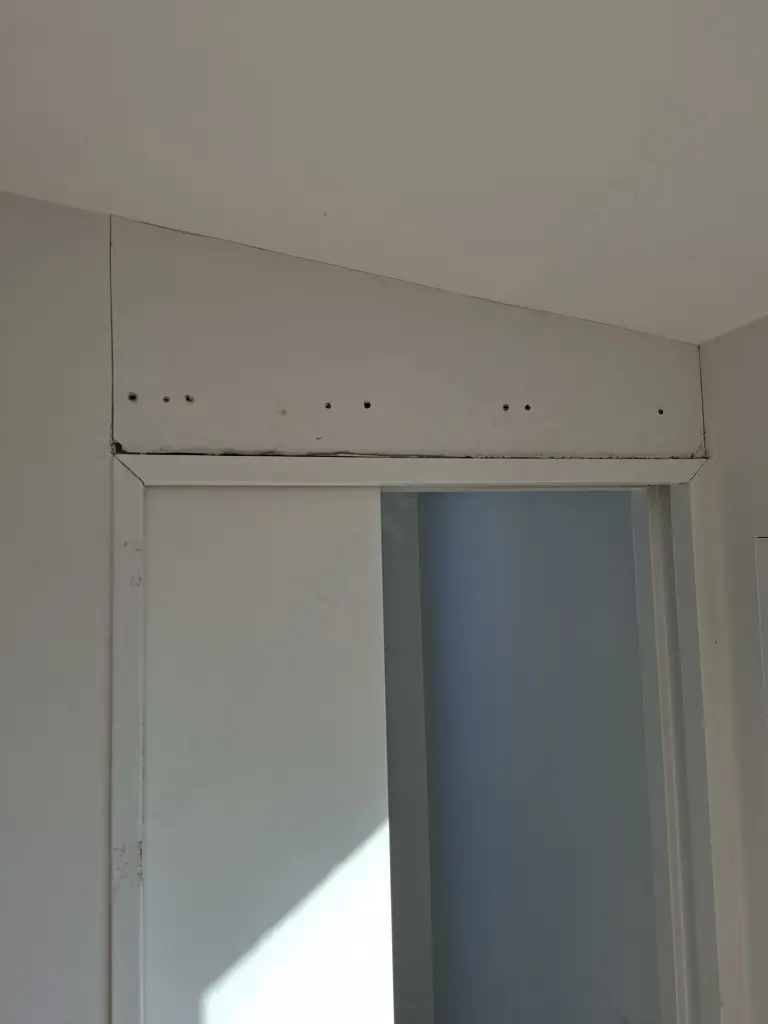 BRAND NEW NOOK HOMES CABIN - 5.69M LONG X 4.05M WIDE. 2.95M HIGH AT SHORT END 3.55M HIGH AT TALL END Image 1++