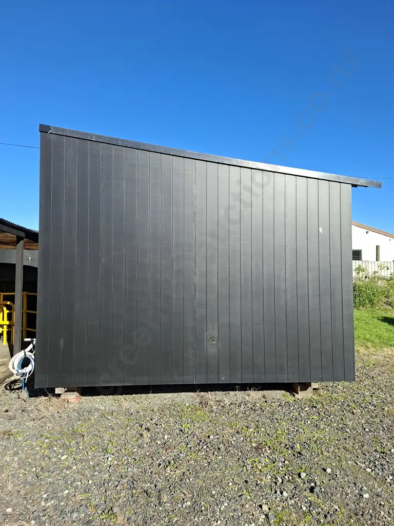 BRAND NEW NOOK HOMES CABIN - 5.69M LONG X 4.05M WIDE. 2.95M HIGH AT SHORT END 3.55M HIGH AT TALL END Image 1++