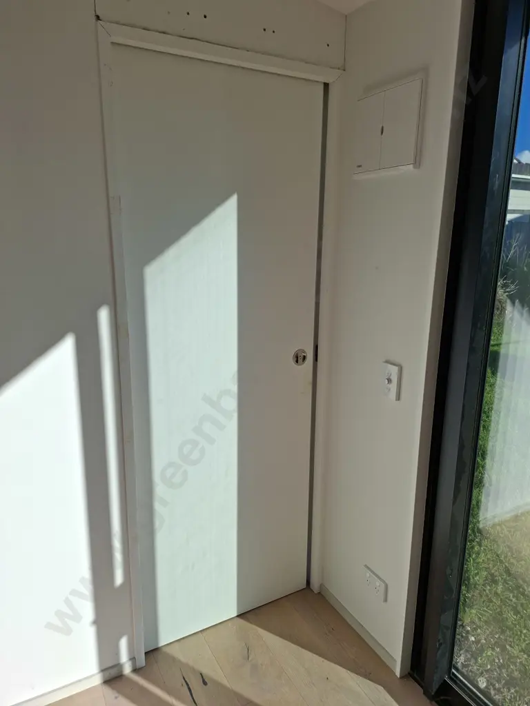 BRAND NEW NOOK HOMES CABIN - 5.69M LONG X 4.05M WIDE. 2.95M HIGH AT SHORT END 3.55M HIGH AT TALL END Image 1++