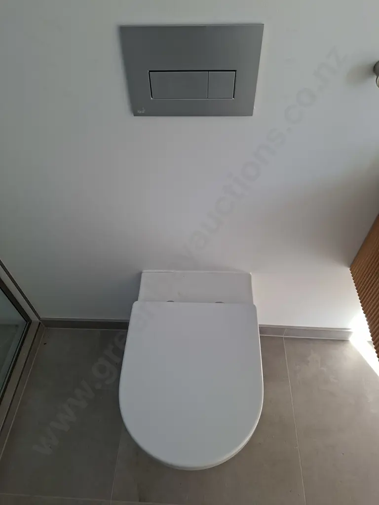 BRAND NEW NOOK HOMES CABIN - 5.69M LONG X 4.05M WIDE. 2.95M HIGH AT SHORT END 3.55M HIGH AT TALL END Image 1++