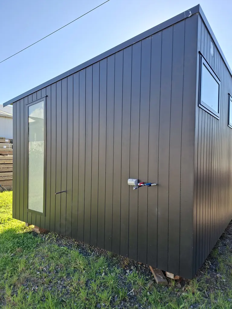 BRAND NEW NOOK HOMES CABIN - 5.69M LONG X 4.05M WIDE. 2.95M HIGH AT SHORT END 3.55M HIGH AT TALL END Image 1++