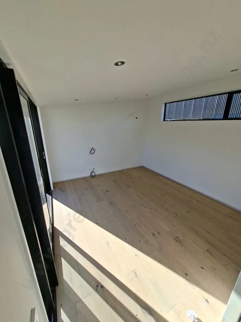 BRAND NEW NOOK HOMES CABIN - 5.69M LONG X 4.05M WIDE. 2.95M HIGH AT SHORT END 3.55M HIGH AT TALL END Image 1++