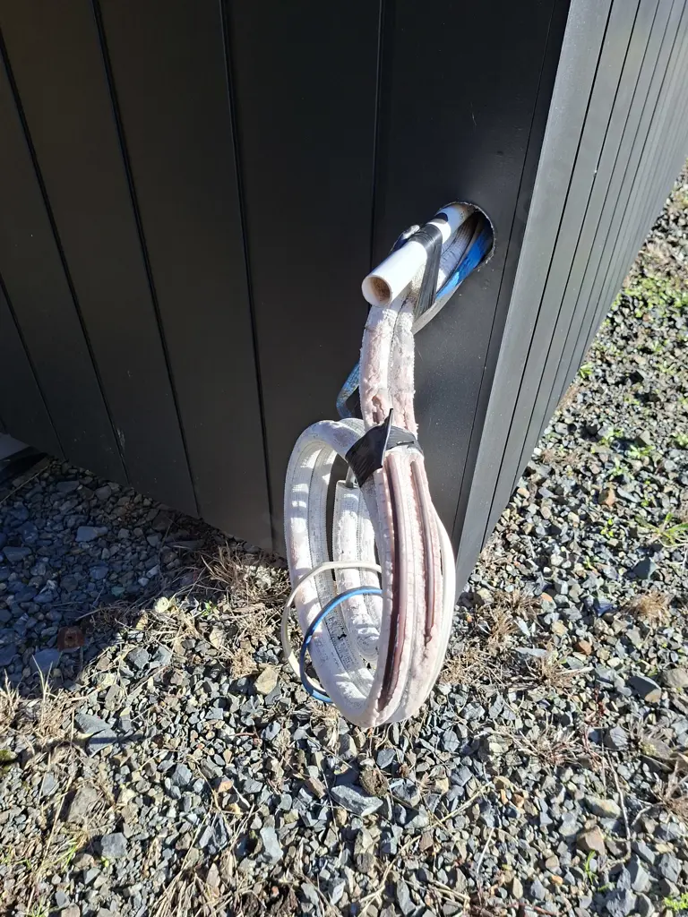 BRAND NEW NOOK HOMES CABIN - 5.69M LONG X 4.05M WIDE. 2.95M HIGH AT SHORT END 3.55M HIGH AT TALL END Image 1++