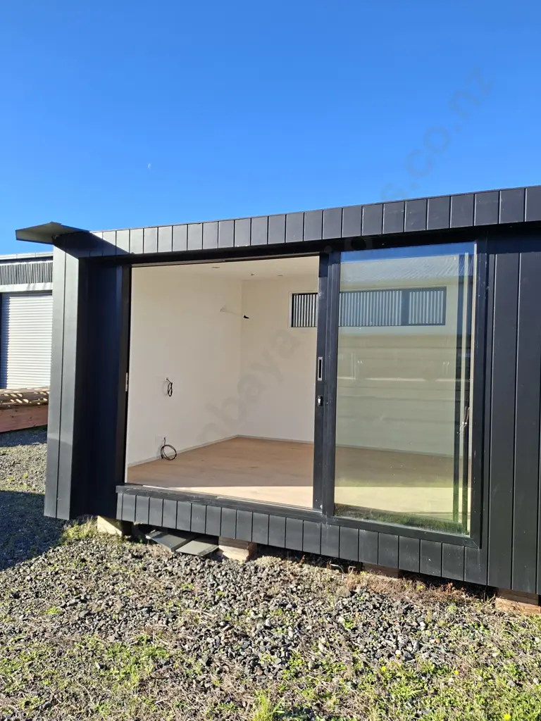 BRAND NEW NOOK HOMES CABIN - 5.69M LONG X 4.05M WIDE. 2.95M HIGH AT SHORT END 3.55M HIGH AT TALL END Image 1++
