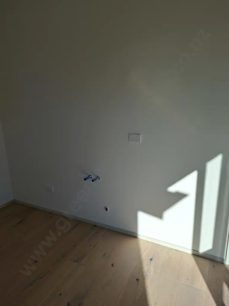 BRAND NEW NOOK HOMES CABIN - 5.69M LONG X 4.05M WIDE. 2.95M HIGH AT SHORT END 3.55M HIGH AT TALL END Image 1++